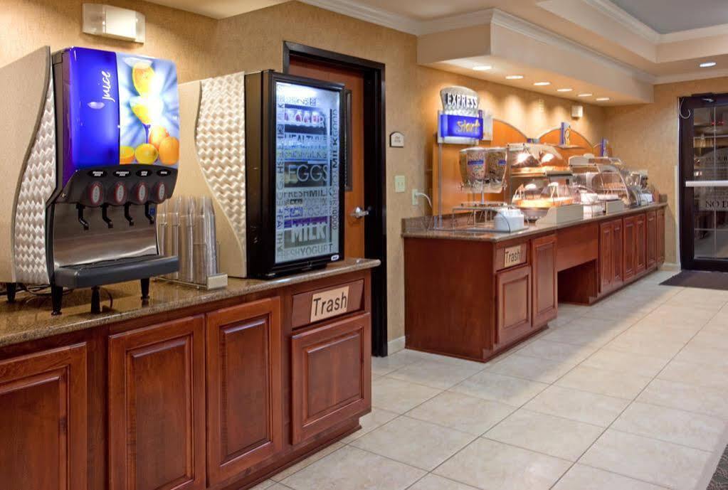 Holiday Inn Express & Suites Austin Nw - Lakeline By Ihg Εξωτερικό φωτογραφία